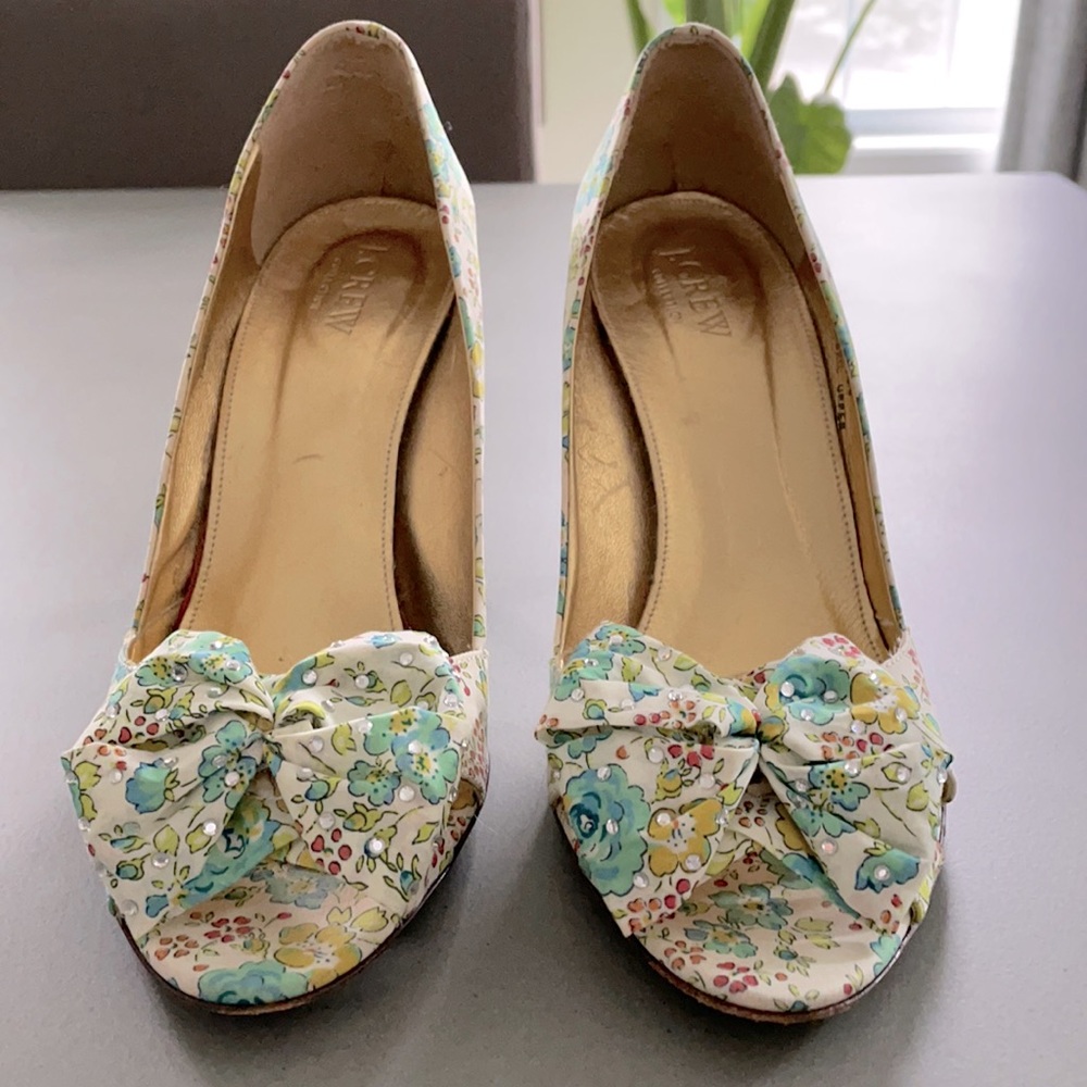 Floral Peep toe heels